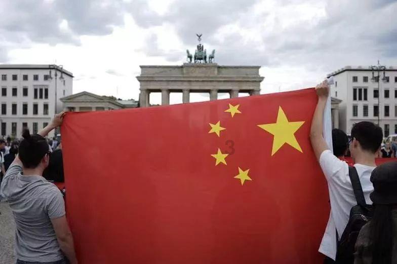 发现惊喜!男人跟他老婆大吵一架,明明是女生的错,吵完后,不到2个小时,男人主动跟女生道歉,安慰女生,啥心态?带你了解冷知识的秘密!